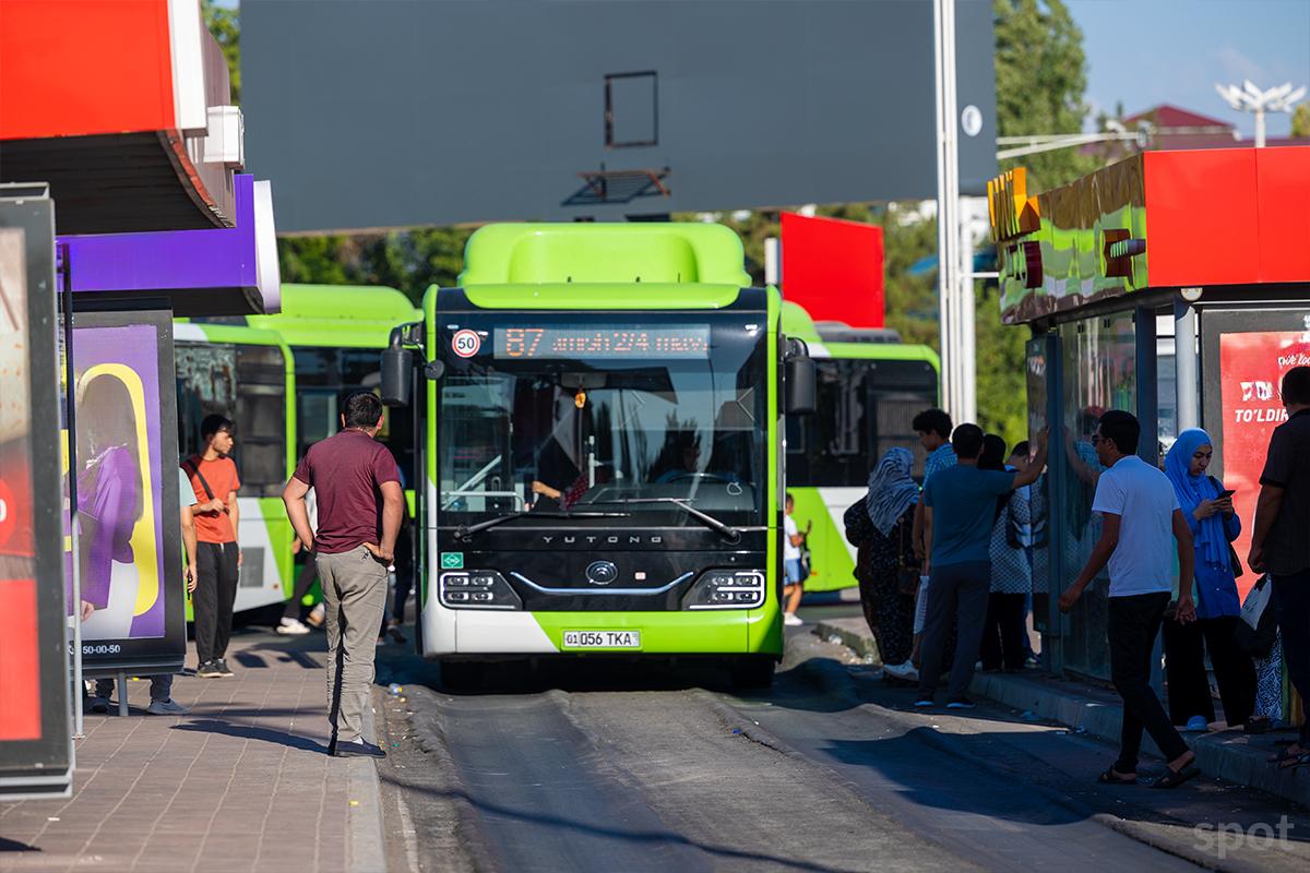 Mintrans naqd pul bilan avtobusda yo'l haqi to'lash uchun jazolar borligi haqidagi xabarlarni rad etdi.